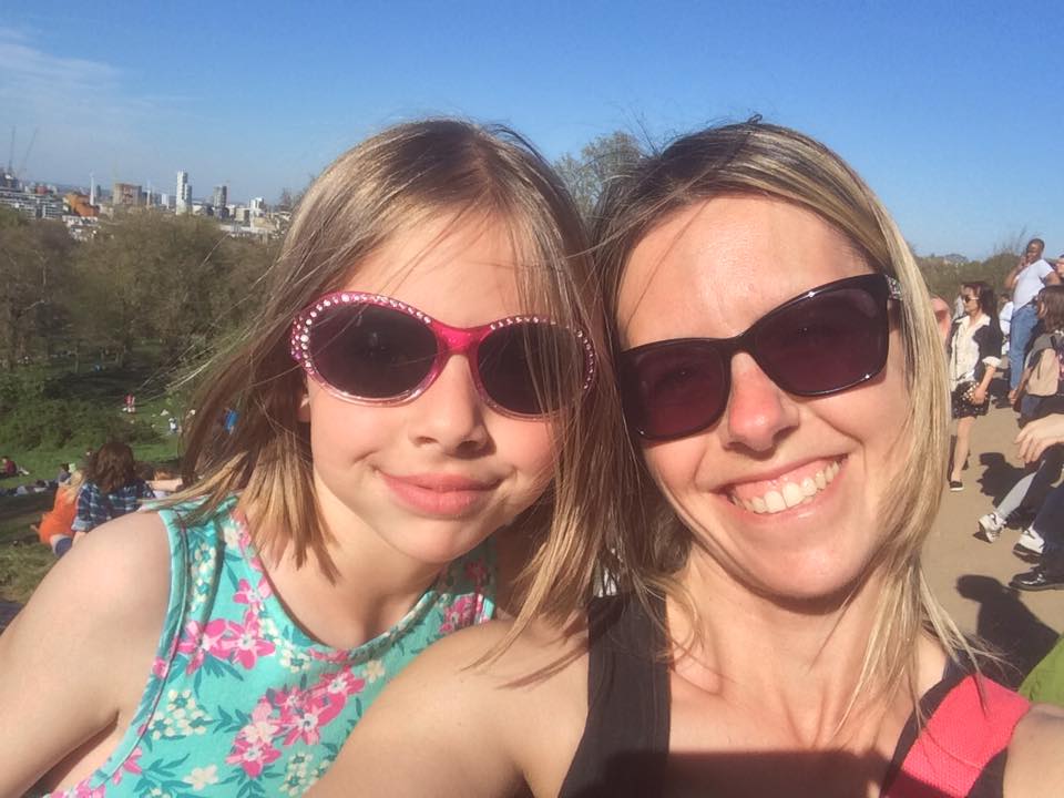 How did she… start up her own business as a SEO Specialist